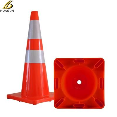comprar Cone de trânsito customizado de PVC flexível de cor laranja para aviso eficaz Fabricação em linha